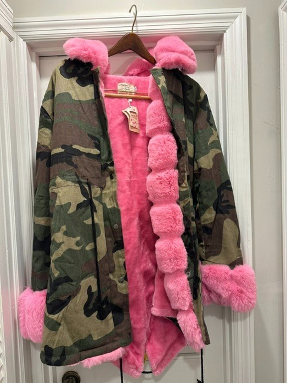 NWT Roiii ASA Fashion Group Camo Pink Faux Fur Coat Parka Winter L